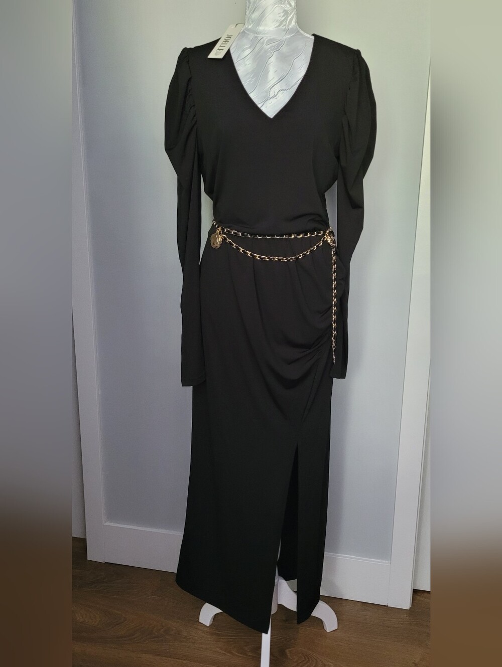 Joelle Black V-Neck Long Sleeve Pleated Maxi Dress with Gold Chain Accent